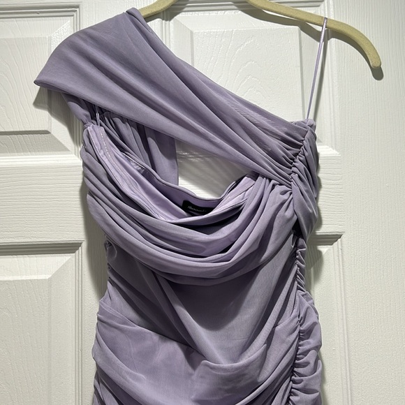 Abercrombie Mesh Asymmetrical Off The Shoulder Maxi Dress - Picture 7 of 15